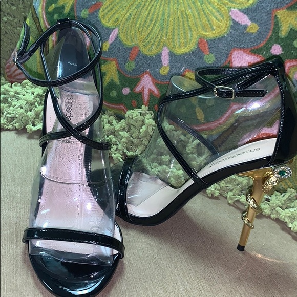 Shoe Dazzle Shoes - NEW Shoe Dazzle Blk Patent Gold Snake Heel Sandal